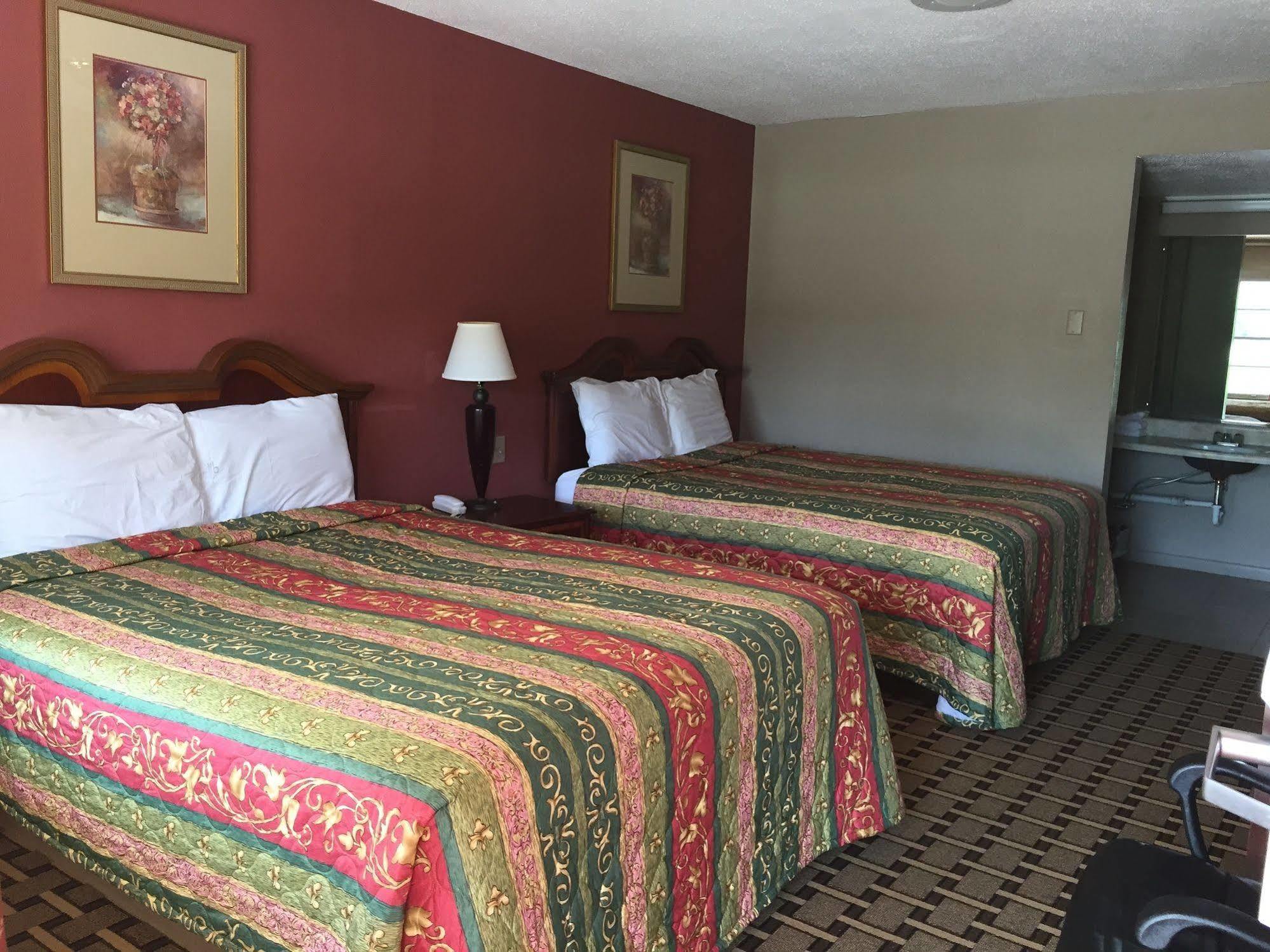 Americas Value Hotel Franklin